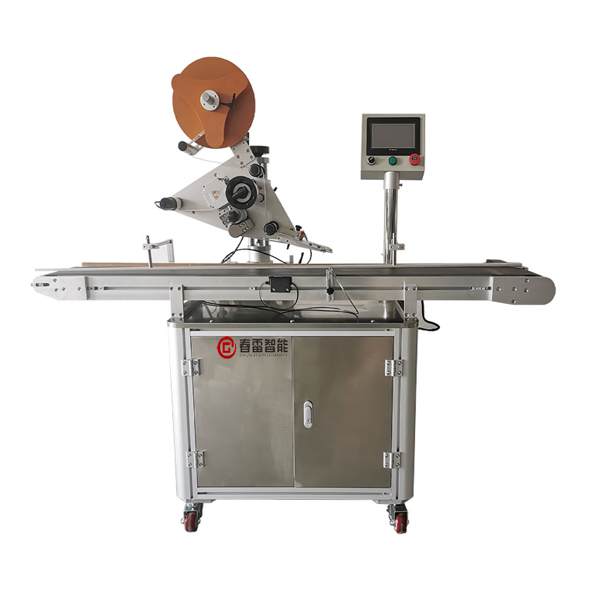 Automatische platte etiketteermachine voor serviesgoed